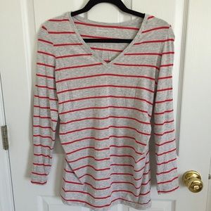 Gap maternity pure body size small shirt